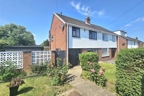 3 bed property, in Columbus Drive, £285,000