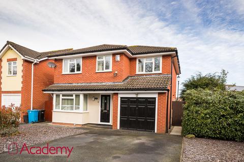 4 bed property, in Dorchester Park, £350,000