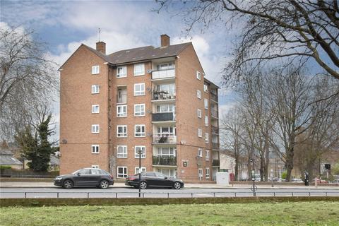 2 bed property, in Topham House, £350,000