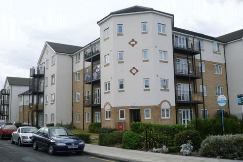 2 bed property, in Enstone Road, £260,000