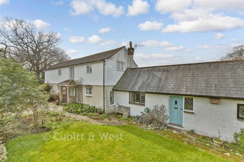 3 bed property, in Kings Mill Lane, £700,000