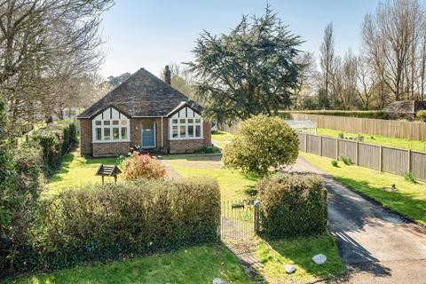 3 bed property, in Acre Street, £850,000