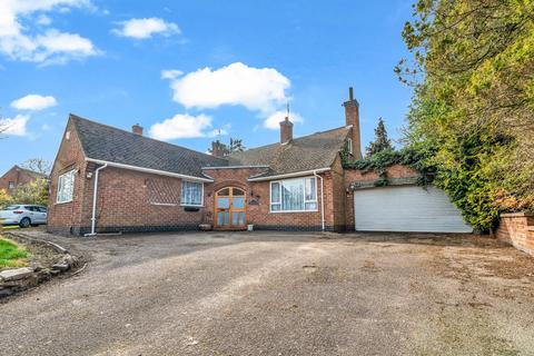 4 bed property, in Birstall Road, £700,000