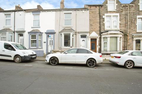 3 bed property, in John Street, £99,000