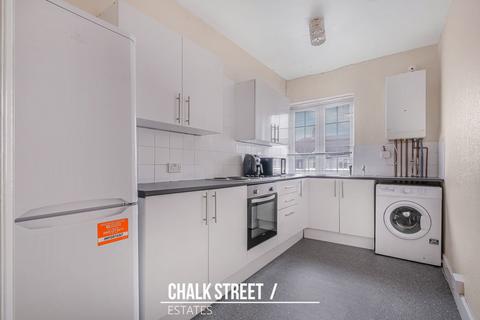 1 bed property, in Station Lane, £230,000