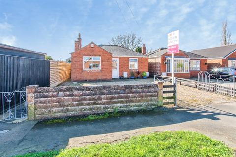 2 bed property, in Hessle Avenue, £155,000