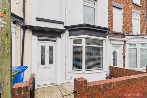 3 bed property, in Cambridge Street, £152,500