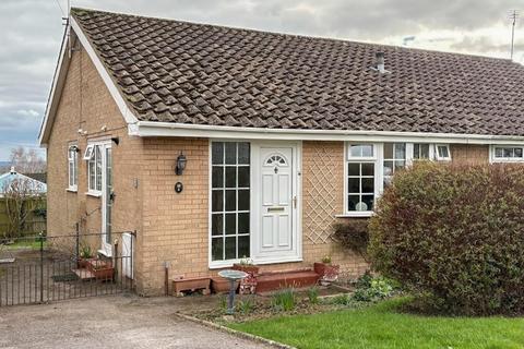 2 bed property, in Cedar Vale, £189,950