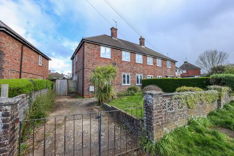 4 bed property, in Denham Road, £360,000