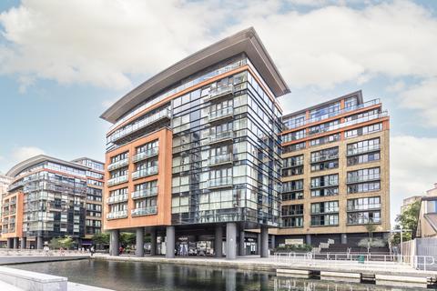 3 bed property, in South Wharf Road, £1,500,000