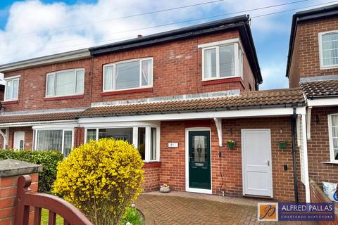 3 bed property, in Fulwell Road, £194,950