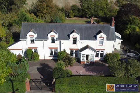 6 bed property, in West Meadows Road, £1,395,000