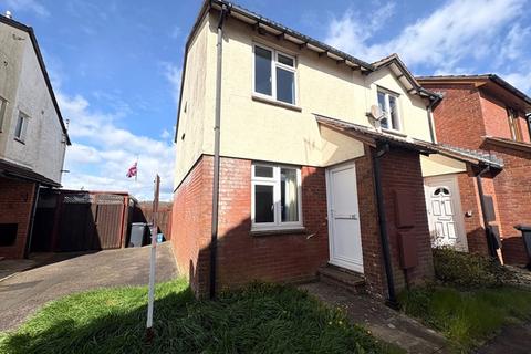 2 bed property, in Argus Close, £160,000