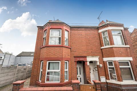 3 bed property, in Electricity Street, £160,000