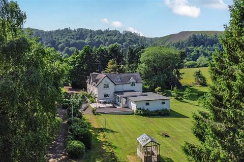 6 bed property, in Shrewsbury Road, £1,500,000
