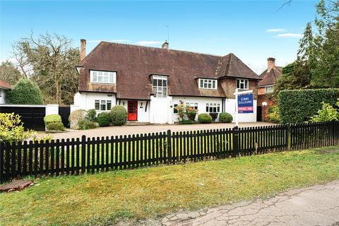 6 bed property, in Dukes Wood Drive, £1,895,000