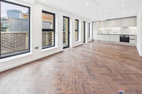 2 bed property, in Fortress House, £1,050,000