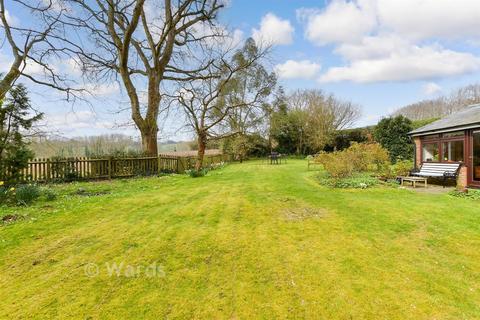 4 bed property, in Seven Mile Lane, £750,000
