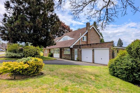 4 bed property, in Shepherds Way, £995,000