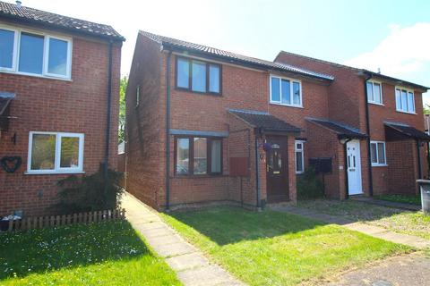 2 bed property, in Wainwright, £180,000