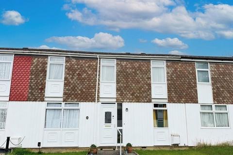 3 bed property, in Newton Road, £185,000