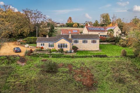 3 bed property, in Randalls Green, £695,000