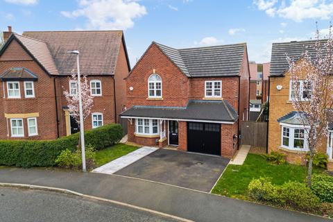 4 bed property, in Lutterworth Avenue, £385,000