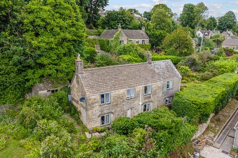 4 bed property, in Upper Lynch Road, £599,995