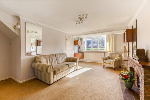 4 bed property, in Sibley Avenue, £950,000