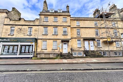 1 bed property, in Flat 2, £155,000