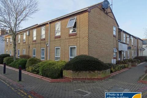 1 bed property, in Whitsed Street, £50,000
