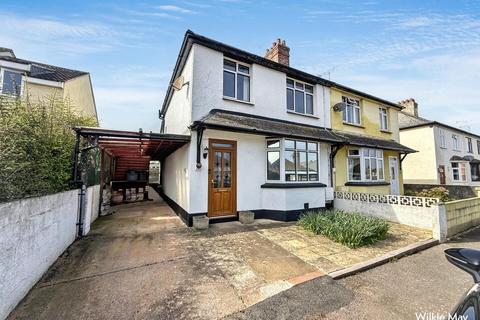 3 bed property, in Wouldham Road, £256,750