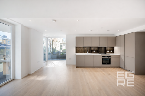 2 bed property, in Coda Residences, £790,000