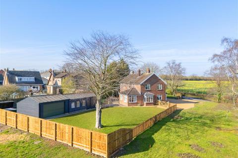 4 bed property, in Fairview Road, £635,000