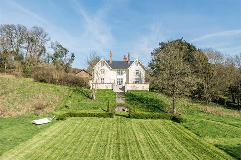 7 bed property, in Bolham, £1,350,000