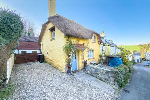 3 bed property, in Westwood, £450,000