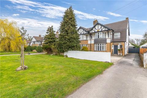 4 bed property, in Otley Road, £685,000