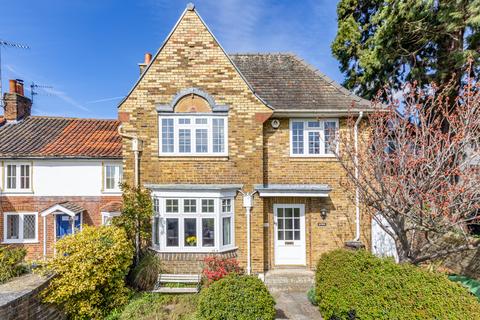 3 bed property, in Giggs Hill Road, £1,500,000