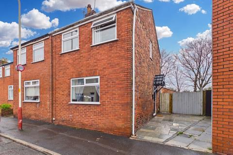 3 bed property, in Brade Street, £180,000
