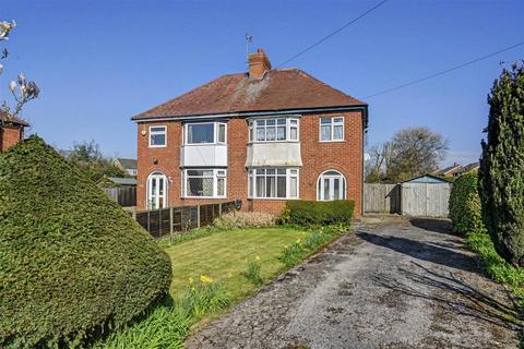 3 bed property, in Dale Road, £250,000