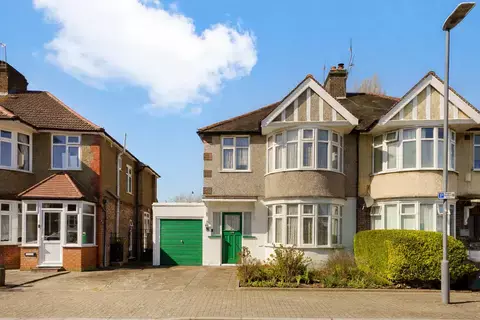 3 bed property, in Lowick Road, £650,000