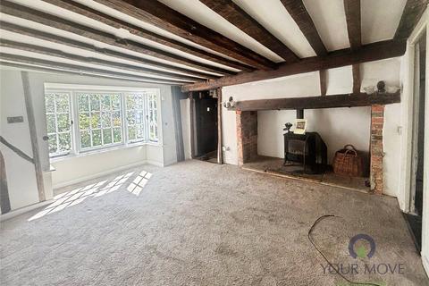 2 bed property, in Maidstone ME17, £260,000