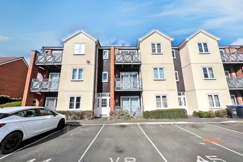 1 bed property, in Maddren Way, £52,000