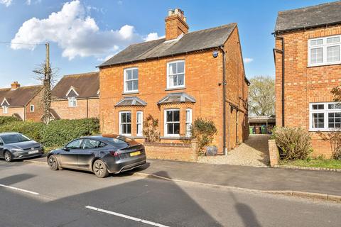 5 bed property, in High Street South, £875,000