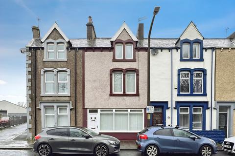3 bed property, in Harrington Road, £110,000