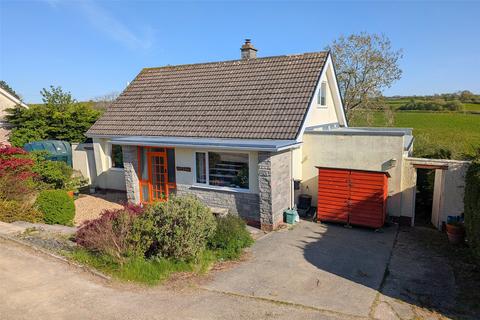 3 bed property, in Caerwedros, £250,000