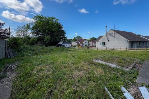 Studio, in Plot Adjacent To 6, £85,000