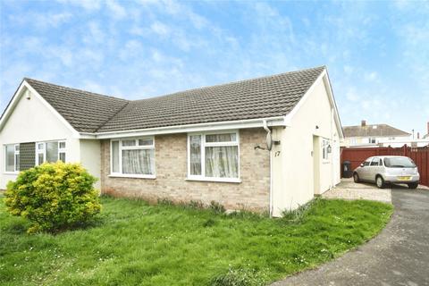 2 bed property, in Ringwood Road, £270,000