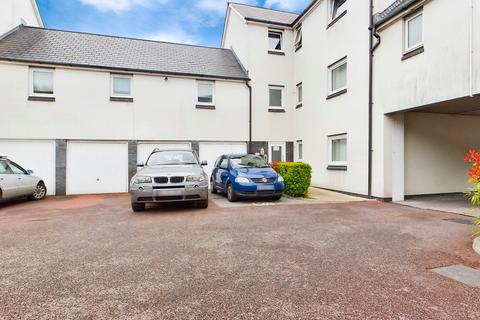 2 bed property, in Phoebe Road, £139,950