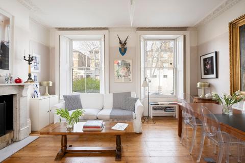 3 bed property, in Richmond Road, £1,695,000